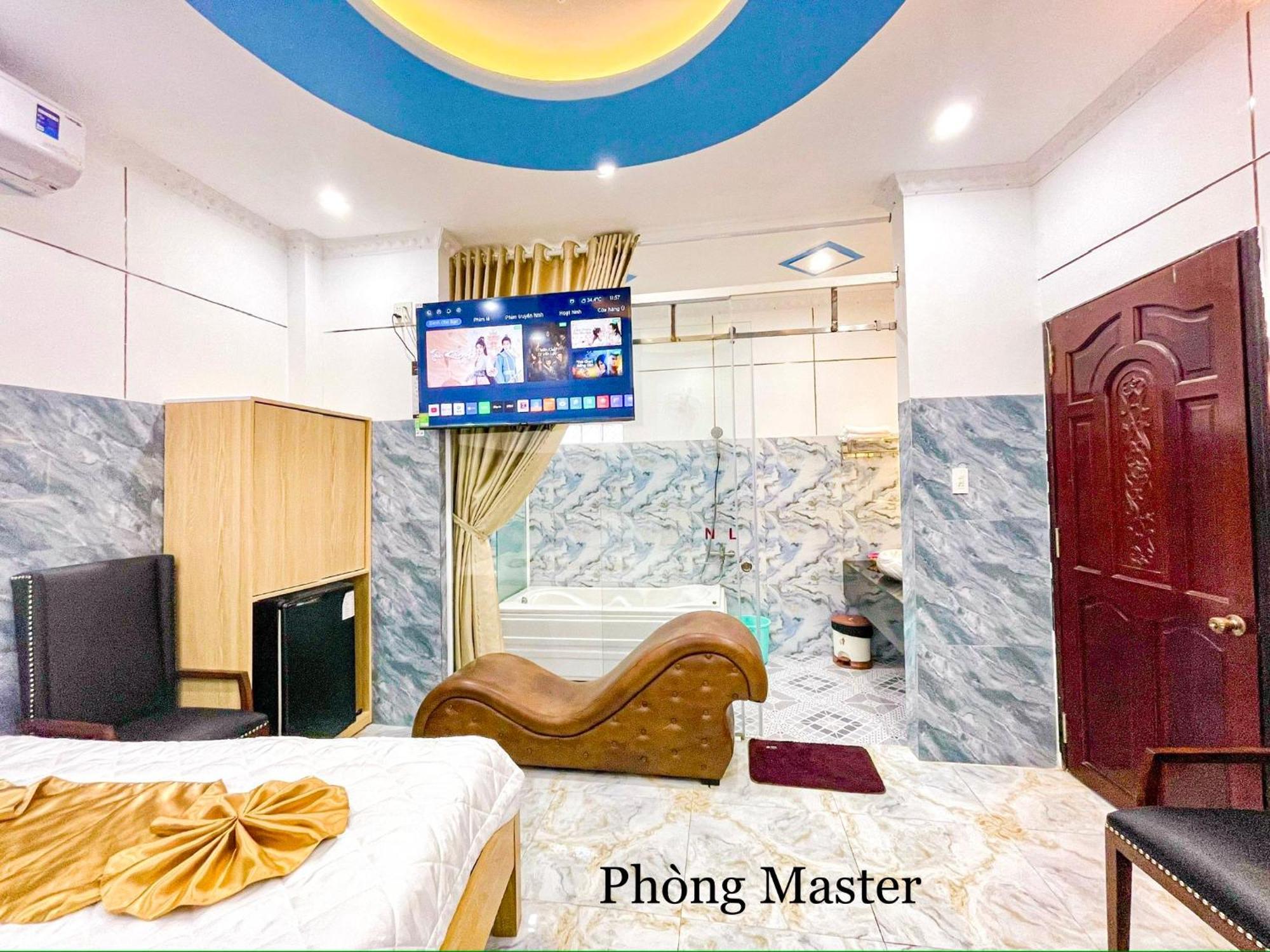 Phong Master 호텔 껀터 외부 사진